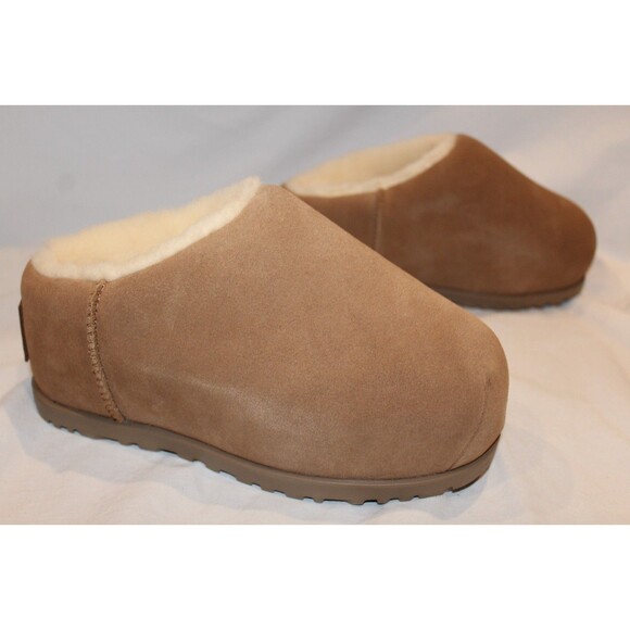 UGG WOMEN'S PUMPED SUEDE SHEARLING LINED CLOGS CHESTNUT NIB - Picture 2 of 7